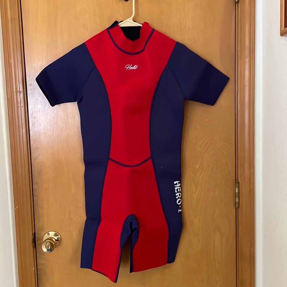 Kids/Youth shorty wetsuit